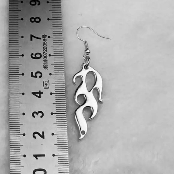 Fire Flame Metal French Hook Earrings - Picture 3 of 6